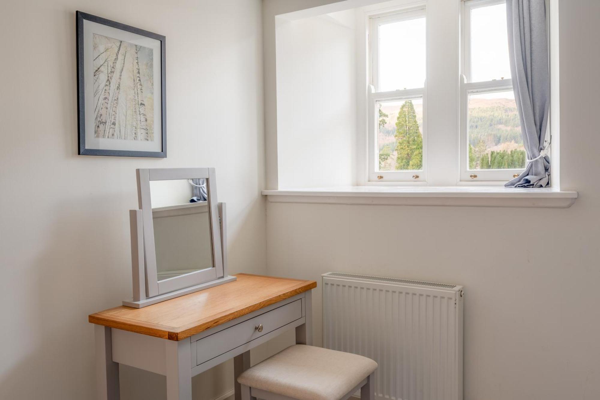 Monastery Apartment With Loch Ness View Fort Augustus Esterno foto