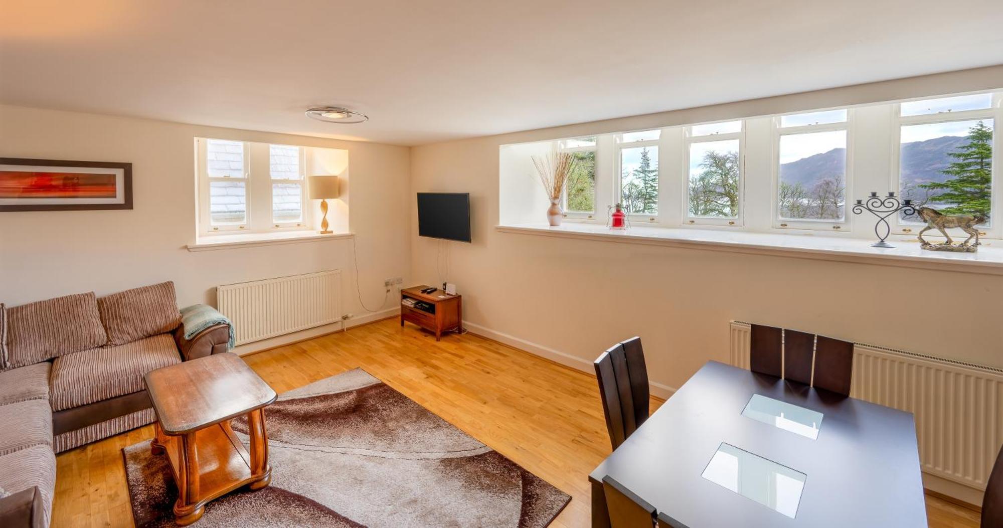 Monastery Apartment With Loch Ness View Fort Augustus Esterno foto