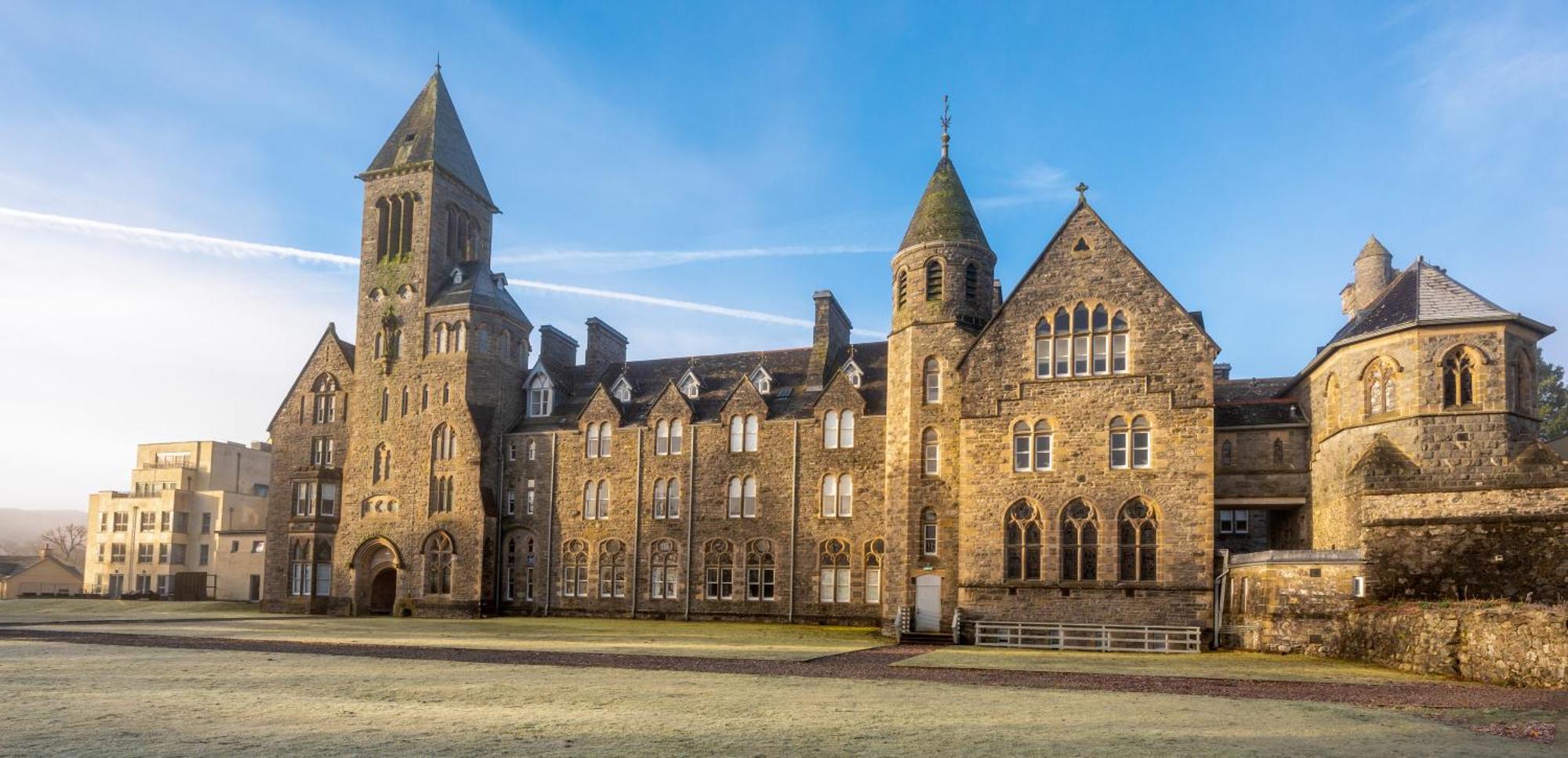 Monastery Apartment With Loch Ness View Fort Augustus Esterno foto